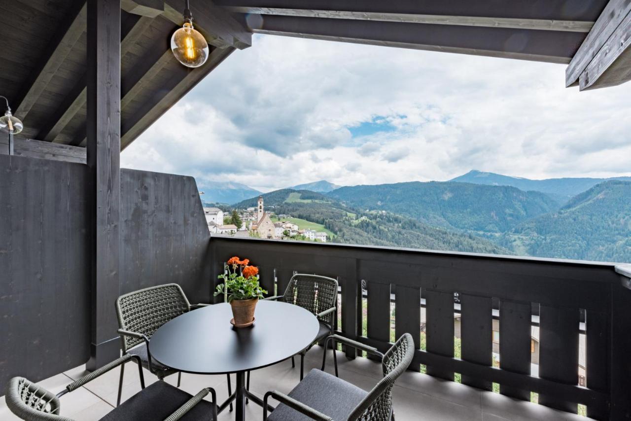 Lisis Loggia Apartment Nova Ponente Bagian luar foto
